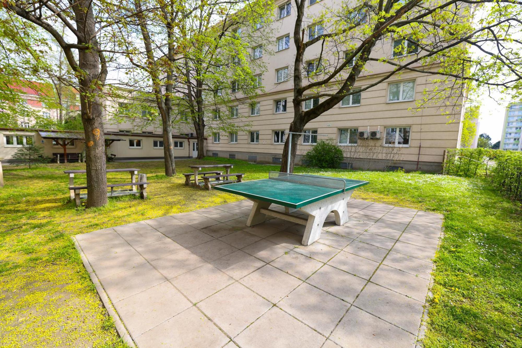 布拉格 大学旅舍酒店 外观 照片